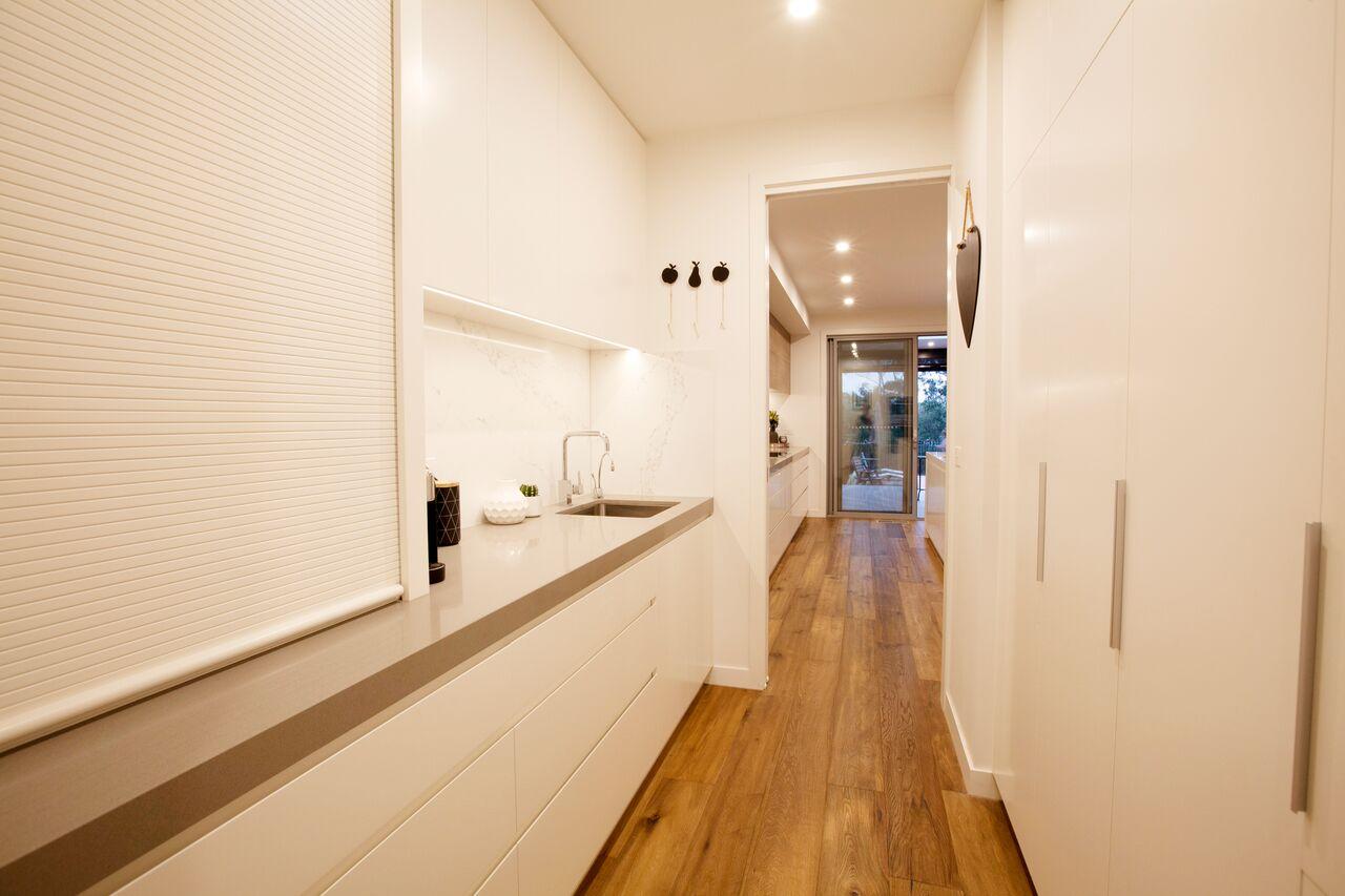 Custom Cabinet Maker Melbourne South Eastern Suburbs And The
